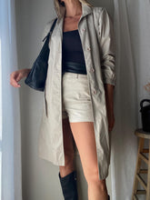 Load image into Gallery viewer, Vintage London Fog Classic BeigeTrench Coat Petite