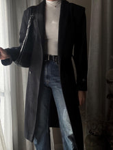 Load image into Gallery viewer, Vintage 80s Wool Blend Coat: Black Speckled, Oversized Fit
