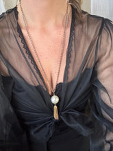 Load image into Gallery viewer, Vintage 80s 90s Long Gold Chain Peal Tassel Statement Necklace