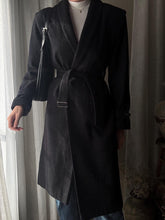 Load image into Gallery viewer, Vintage 80s Wool Blend Coat: Black Speckled, Oversized Fit