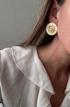 Load image into Gallery viewer, Vintage 80s 90s Large Nautical Cream Gold Ship Wheel Circle Statement Earrings