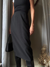 Load image into Gallery viewer, Vintage Deadstock Classic Black Long Maxi Skirt NWT Lined