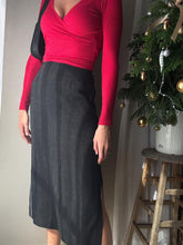Load image into Gallery viewer, Elegant Vintage Long Black Midi Skirt
