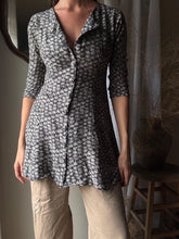Load image into Gallery viewer, Vintage 90s Floral Long Sleeve Dress Fabric Covered Front Buttons