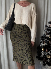 Load image into Gallery viewer, Vintage Oversized Off White Knit Cotton Fisherman V Neck Sweater