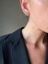 Load image into Gallery viewer, Vintage Gold Mesh Bow Stud Earrings