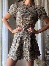 Load image into Gallery viewer, Unique Vintage Sequin Floral Short Sleeve Shift Dress Petite Lined