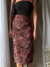 Load image into Gallery viewer, Vintage Burgundy Brown Paisley Pattern Long Skirt