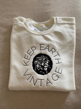 Load image into Gallery viewer, Upcycled Vintage Very Oversized White Long Sleeve Sweatshirt Black Keep Earth Vintage Logo