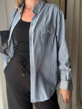 Load image into Gallery viewer, Vintage Oversized Cotton Blue White Striped Button Down