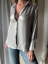 Load image into Gallery viewer, Vintage Y2K Silver Metallic Oversized Button Down Button Up Blouse