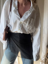 Load image into Gallery viewer, Vintage White Tommy Hilfiger Oversized Button Up Shirt