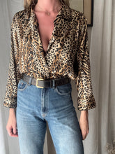 Load image into Gallery viewer, Vintage Leopard Animal Print Oversized Satin Collared Button Up