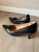 Load image into Gallery viewer, Vintage Classic Black Patent Leather Pointed Square Toe Heels