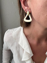 Load image into Gallery viewer, Vintage 90s Cream Enamel Gold Triangle Statement Drop Earrings
