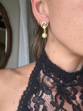 Load image into Gallery viewer, Vintage 90s Gold Rhinestone Pearl Drop Earrings