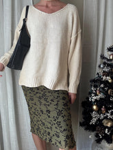 Load image into Gallery viewer, Vintage Oversized Off White Knit Cotton Fisherman V Neck Sweater