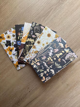 Load image into Gallery viewer, Pressed Flower Greeting Cards, Set of 5 - Vintage Floral Collage