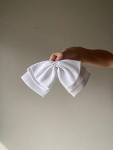 Load image into Gallery viewer, Vintage White Bow Hair Ribbon Clip