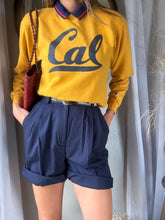 Load image into Gallery viewer, Vintage Deadstock Lightweight Dark Navy Blue Dad Bermuda Pleated Shorts NWT