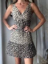 Load image into Gallery viewer, Vintage Pure Silk Leopard Animal Print Mini Crinkle Dress Lined Petite