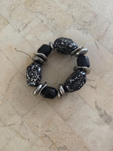 Load image into Gallery viewer, Vintage Black Silver Large Chunky Bead Bracelet