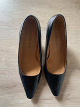 Load image into Gallery viewer, Vintage Classic Black Patent Leather Pointed Square Toe Heels