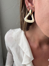 Load image into Gallery viewer, Vintage 90s Cream Enamel Gold Triangle Statement Drop Earrings