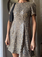 Load image into Gallery viewer, Unique Vintage Sequin Floral Short Sleeve Shift Dress Petite Lined