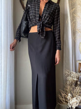 Load image into Gallery viewer, Classic Vintage Black Long Maxi Skirt Tall