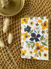 Load image into Gallery viewer, Pressed Flower Greeting Cards, Set of 6 - Vintage Floral Collage
