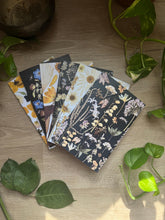 Load image into Gallery viewer, Pressed Flower Greeting Cards, Set of 5 - Vintage Floral Collage
