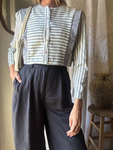 Load image into Gallery viewer, Vintage White Gray Striped Boxy Cropped Lightweight Blazer Jacket
