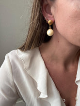 Load image into Gallery viewer, Vintage 90s Gold Pearl Drop Statement Earrings
