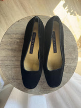 Load image into Gallery viewer, Vintage Classic Timeless Black Velvet Square Toe Low Heel Kitten Heel Flat
