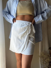 Load image into Gallery viewer, Vintage Linen Khaki Crop Top Removable Straps
