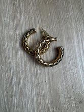 Load image into Gallery viewer, Vintage 80s 90s Gold Lace Hoop Earrings
