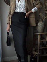 Load image into Gallery viewer, Classic Vintage Wool Blend Black Maxi Skirt Lined
