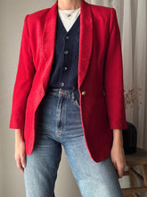 Load image into Gallery viewer, Vintage Structured Red Blazer Slightly Padded Shoulders
