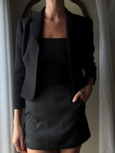 Load image into Gallery viewer, Vintage Y2K 2000s Sporty Black Mini Skirt Pockets
