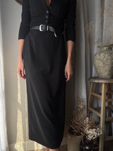 Load image into Gallery viewer, Classic Vintage Black Midi Skirt Lined
