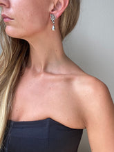 Load image into Gallery viewer, Vintage 90s Silver Pearl Drop Earrings
