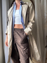 Load image into Gallery viewer, Vintage Classic Beige Cotton Blend Trench Coat with Removable Lining
