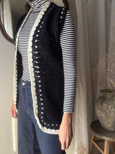 Load image into Gallery viewer, Vintage Black and White Hand Knit Long Open Sweater Vest
