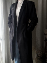 Load image into Gallery viewer, Vintage 80s Wool Blend Coat: Black Speckled, Oversized Fit
