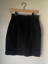 Load image into Gallery viewer, Vintage Black Suede Leather Classic Mini Skirt
