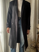 Load image into Gallery viewer, Vintage 80s Wool Blend Coat: Black Speckled, Oversized Fit
