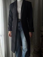 Load image into Gallery viewer, Vintage 80s Wool Blend Coat: Black Speckled, Oversized Fit
