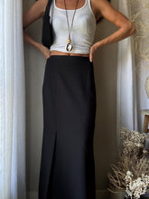 Load image into Gallery viewer, Classic Vintage Black Long Maxi Skirt Tall

