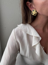 Load image into Gallery viewer, Vintage 90s Gold Black Braided Clover Clip On Statement Earrings
